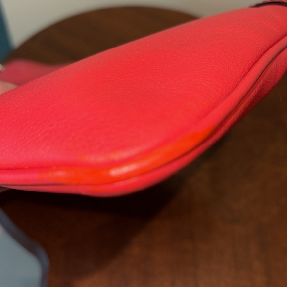 Kate Spade Crossbody bag leather orangeish red bow on front chain strap det - Picture 12 of 16